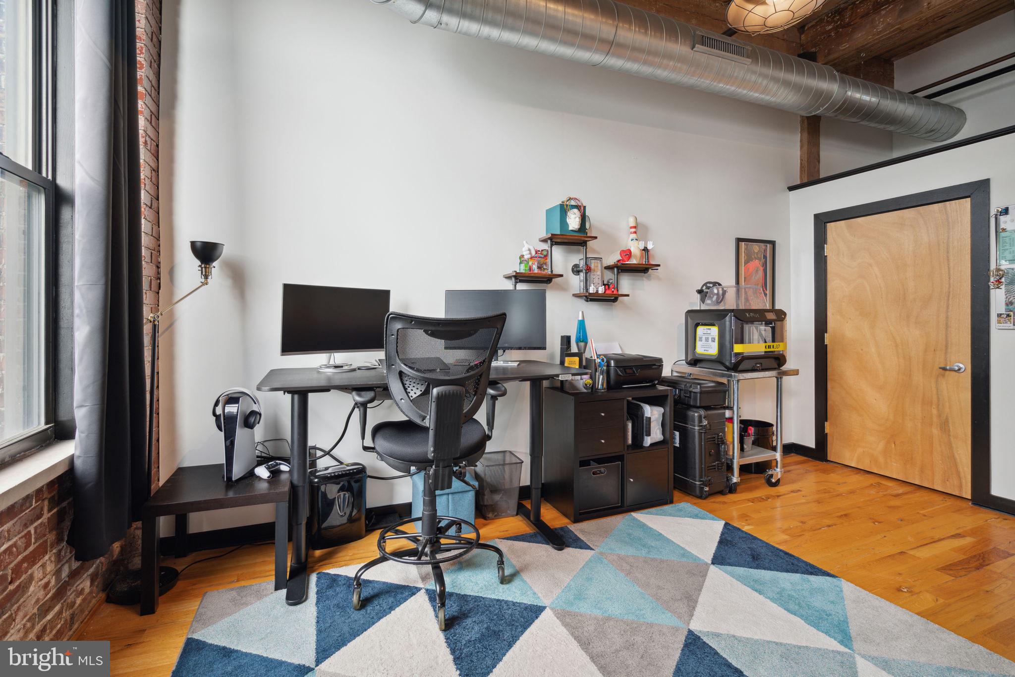 1524 N Hancock St #402