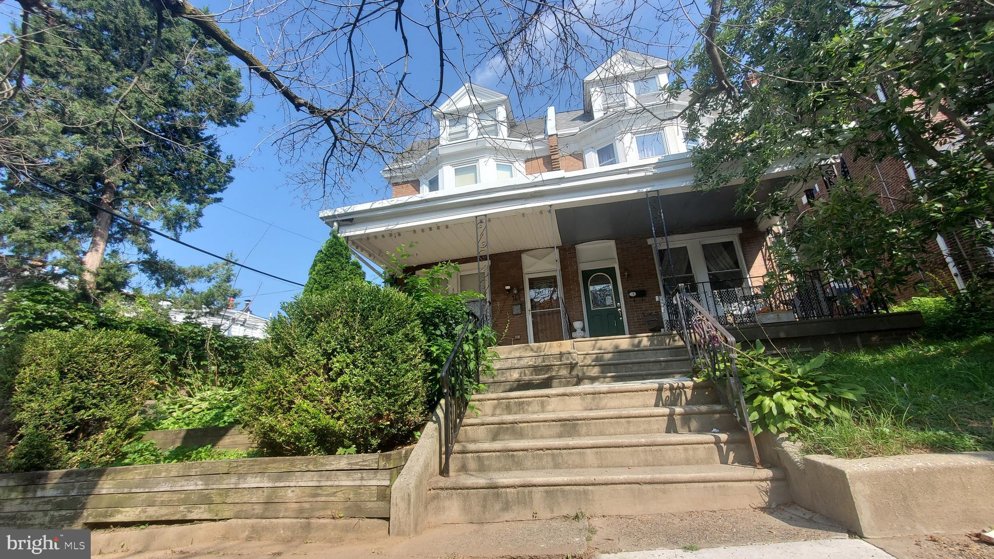 460 Gerhard St