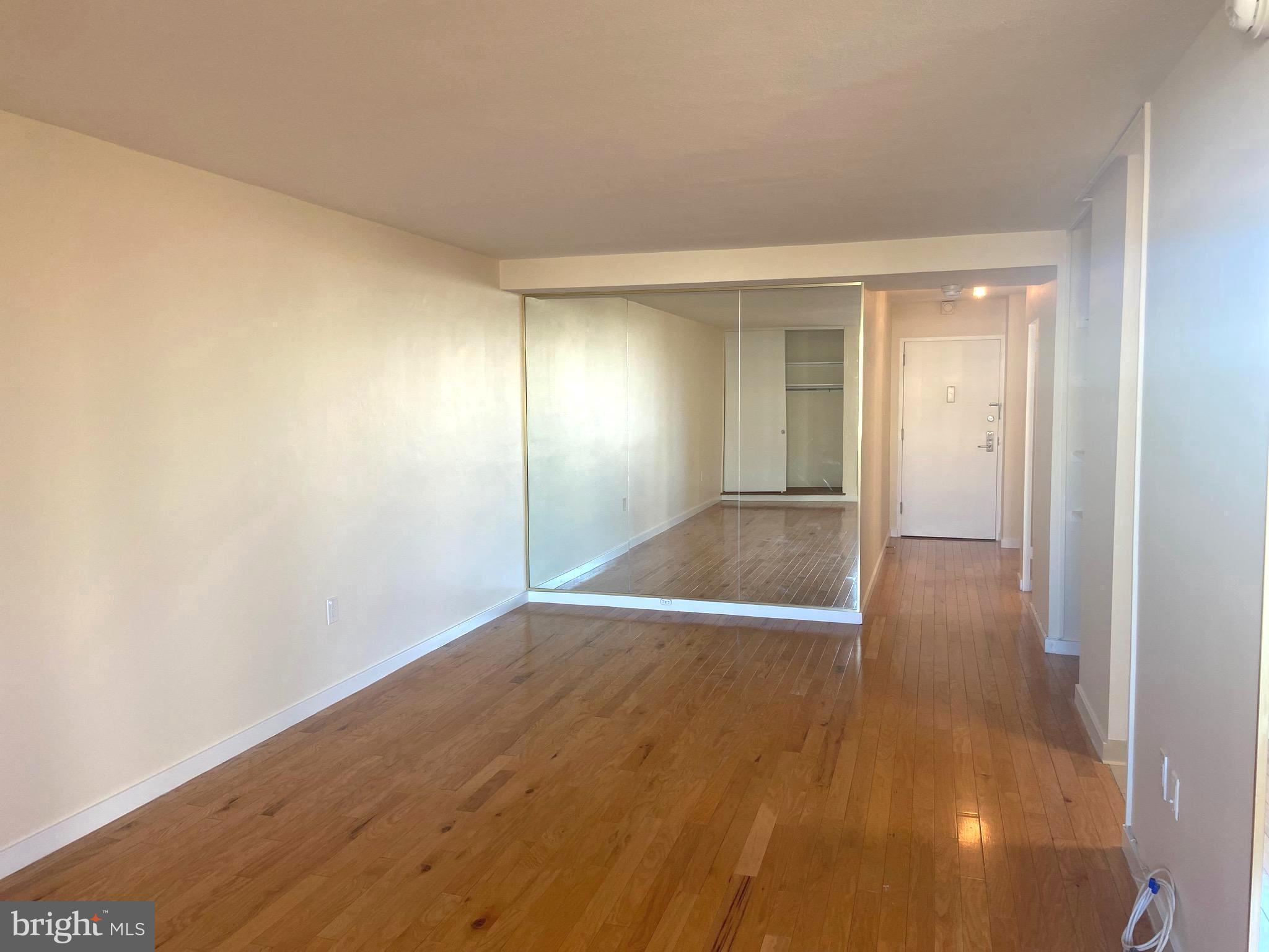 604-36 S Washington Sq #1204