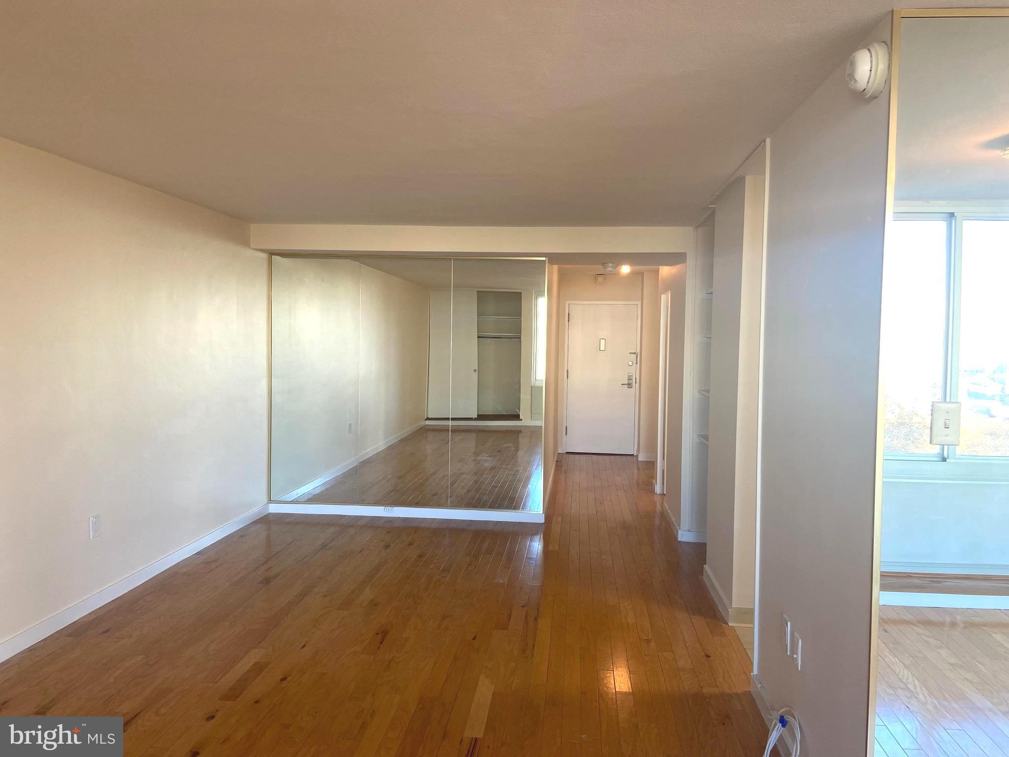 604-36 S Washington Sq #1204