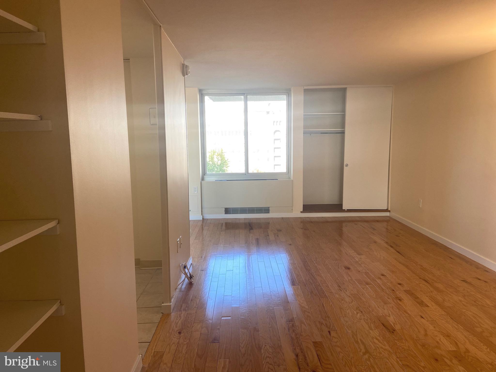 604-36 S Washington Sq #1204