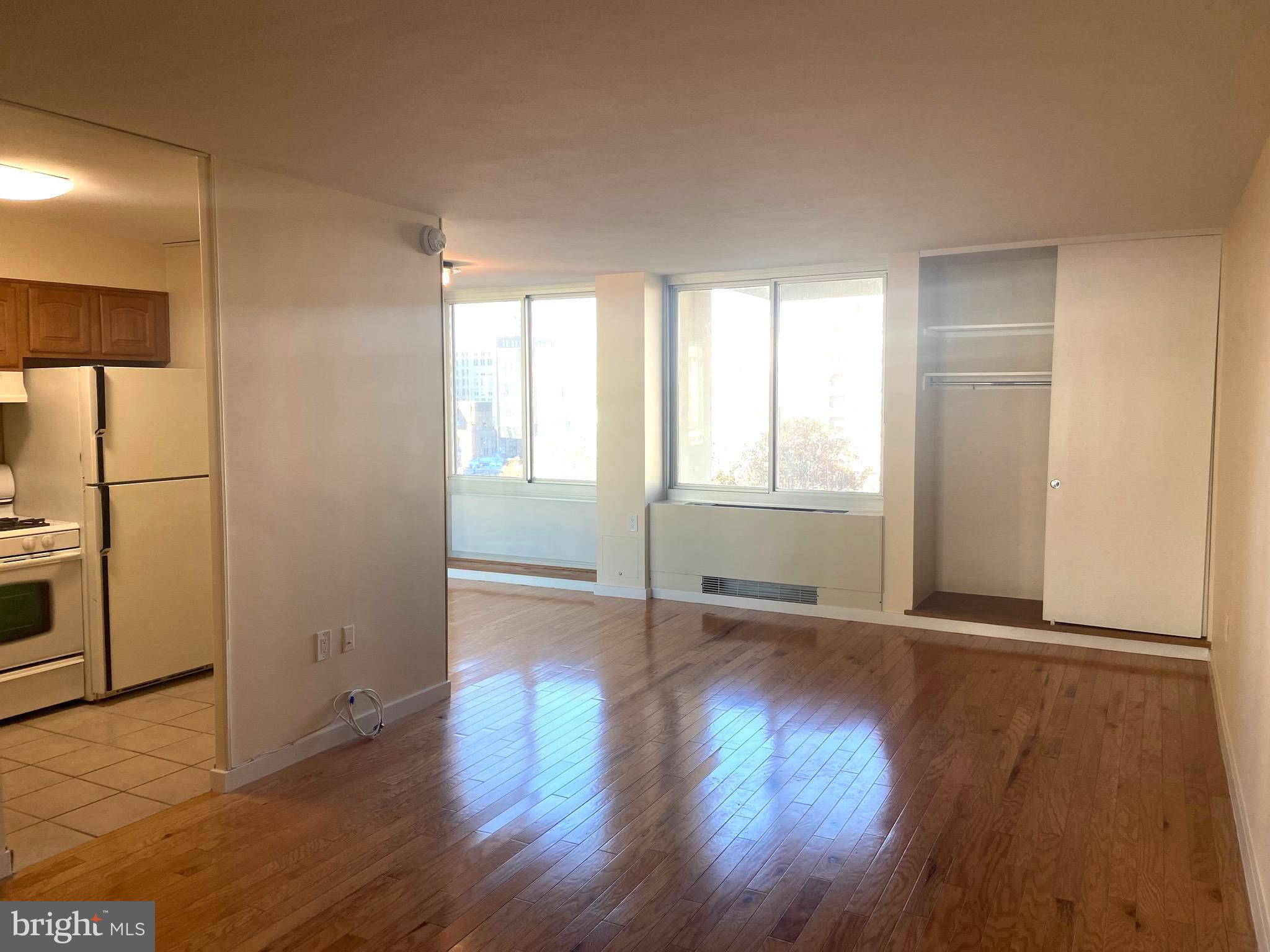 604-36 S Washington Sq #1204