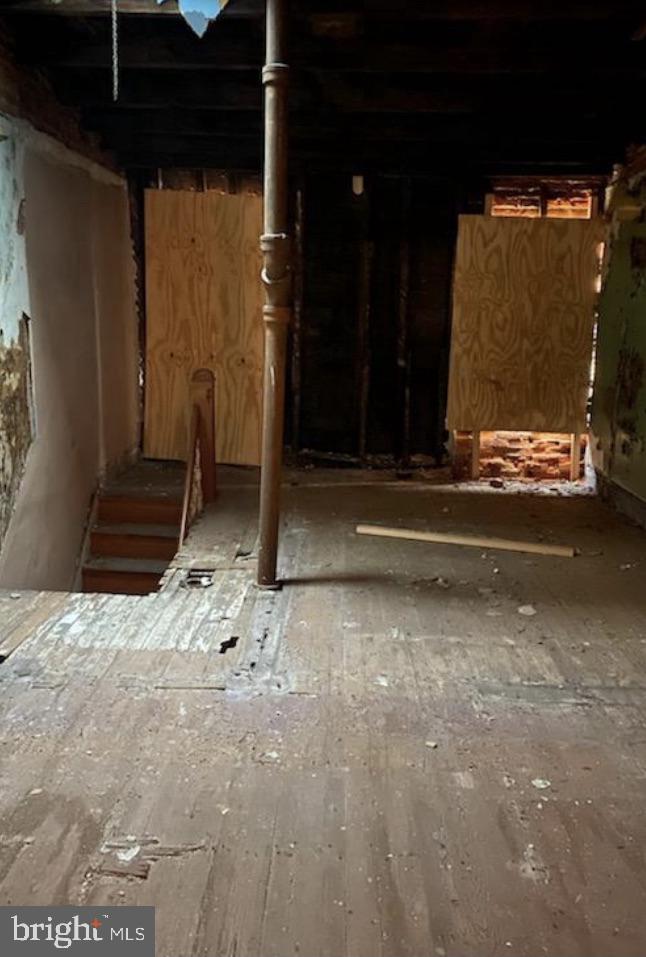 1621 W Huntingdon St