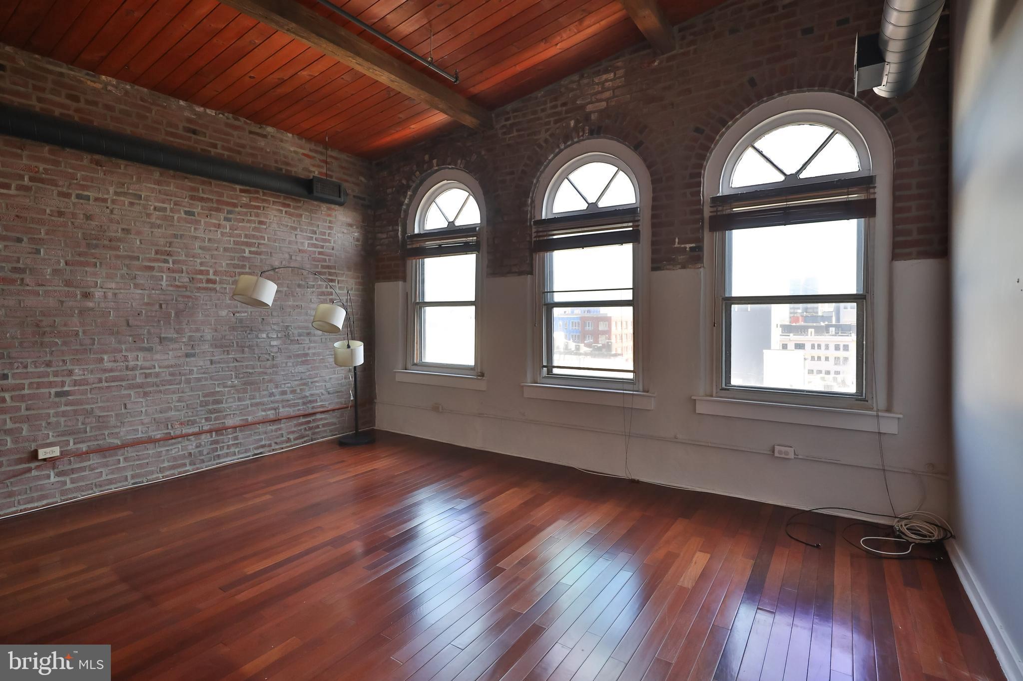315 New St #607