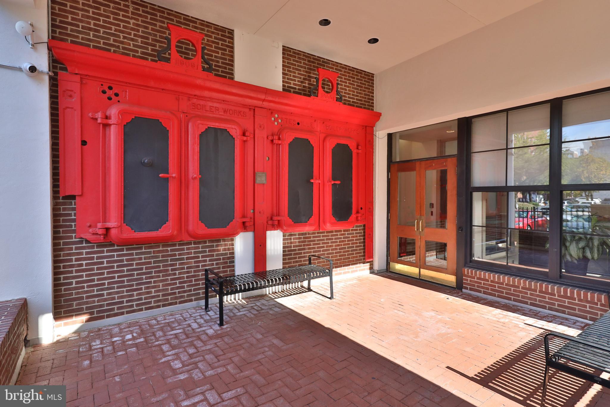 315 New St #607