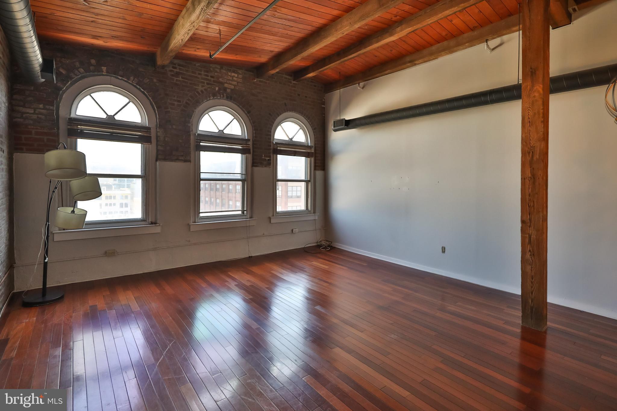 315 New St #607