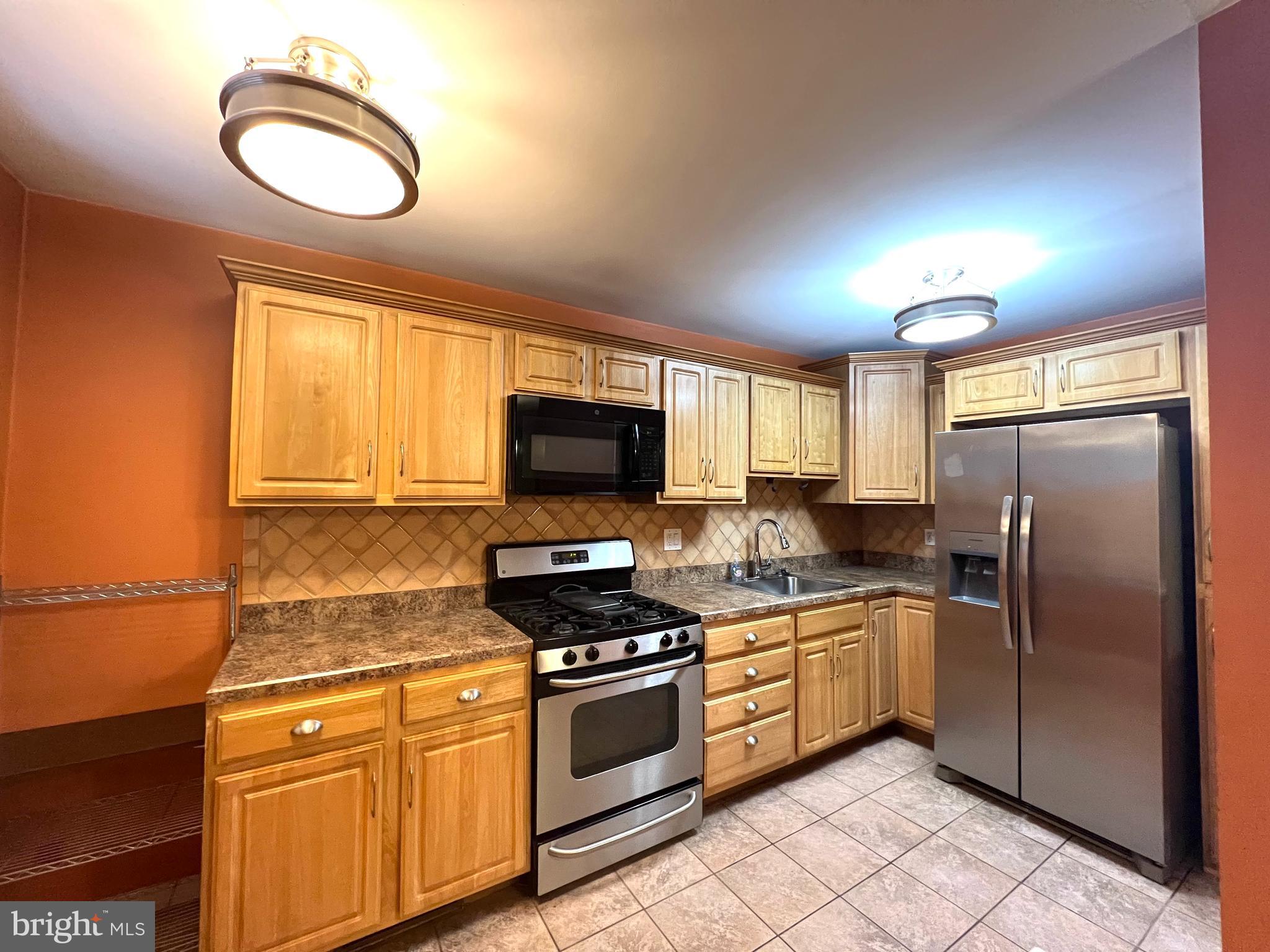 139 E 64th Ave