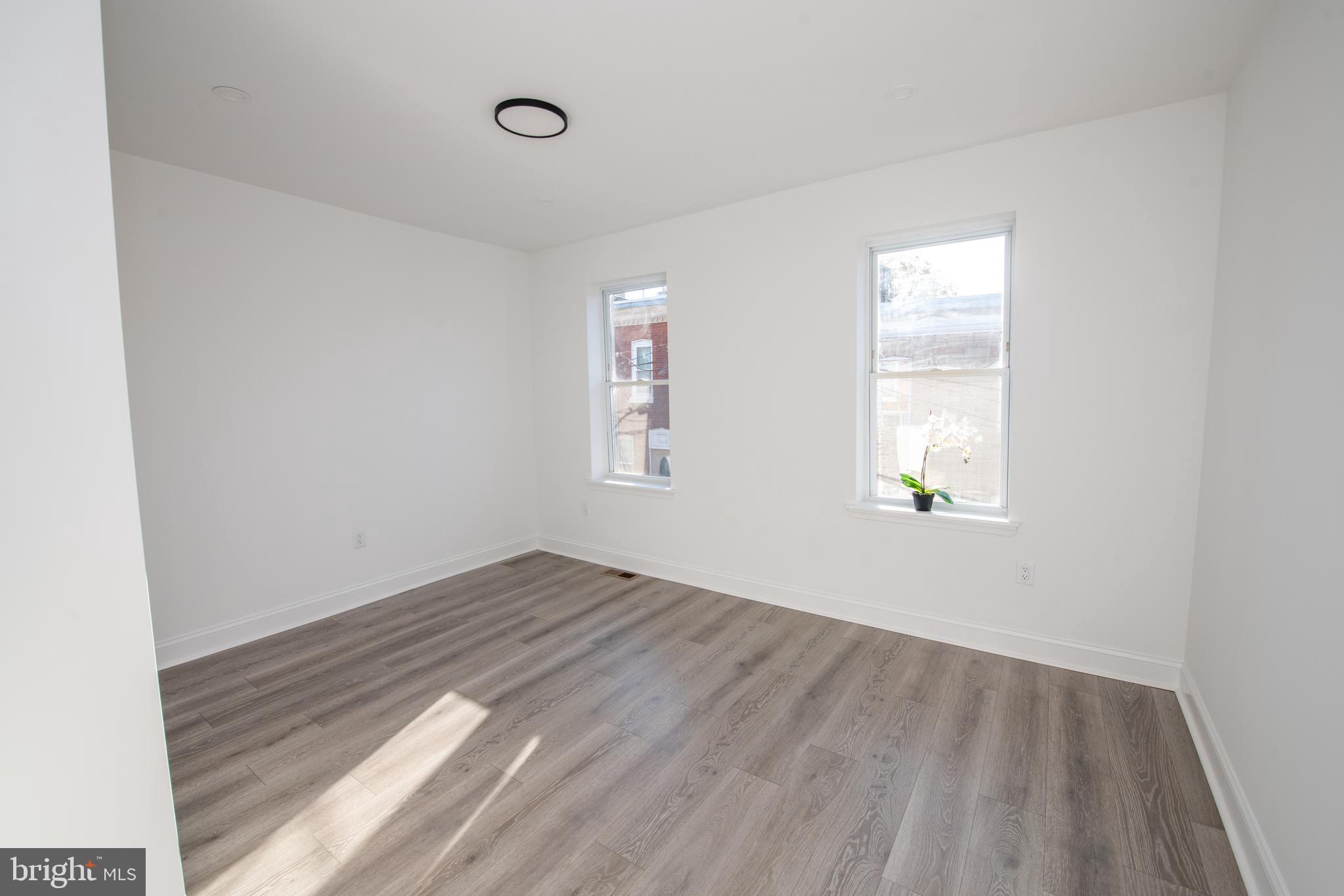 140 Davis St
