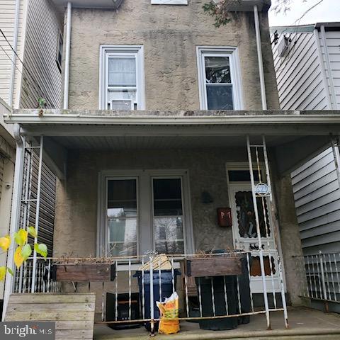 629 W Johnson St