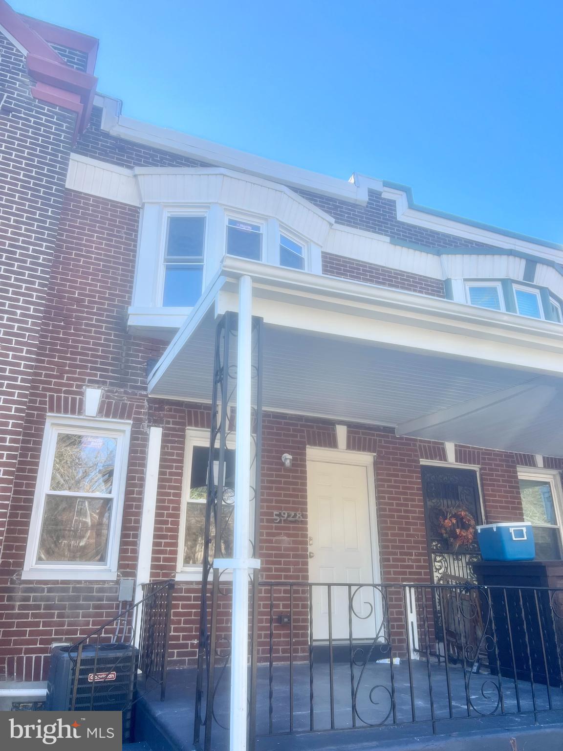 5928 CHEW AVE