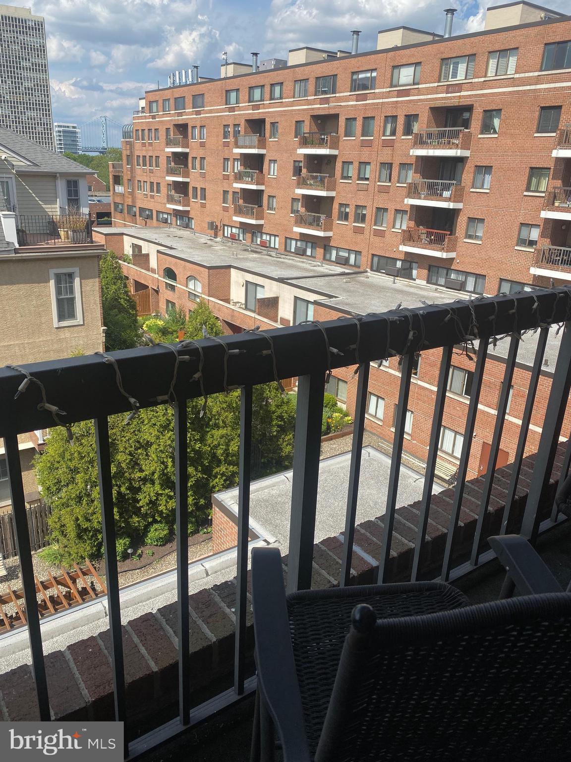 200-10 LOMBARD ST #640