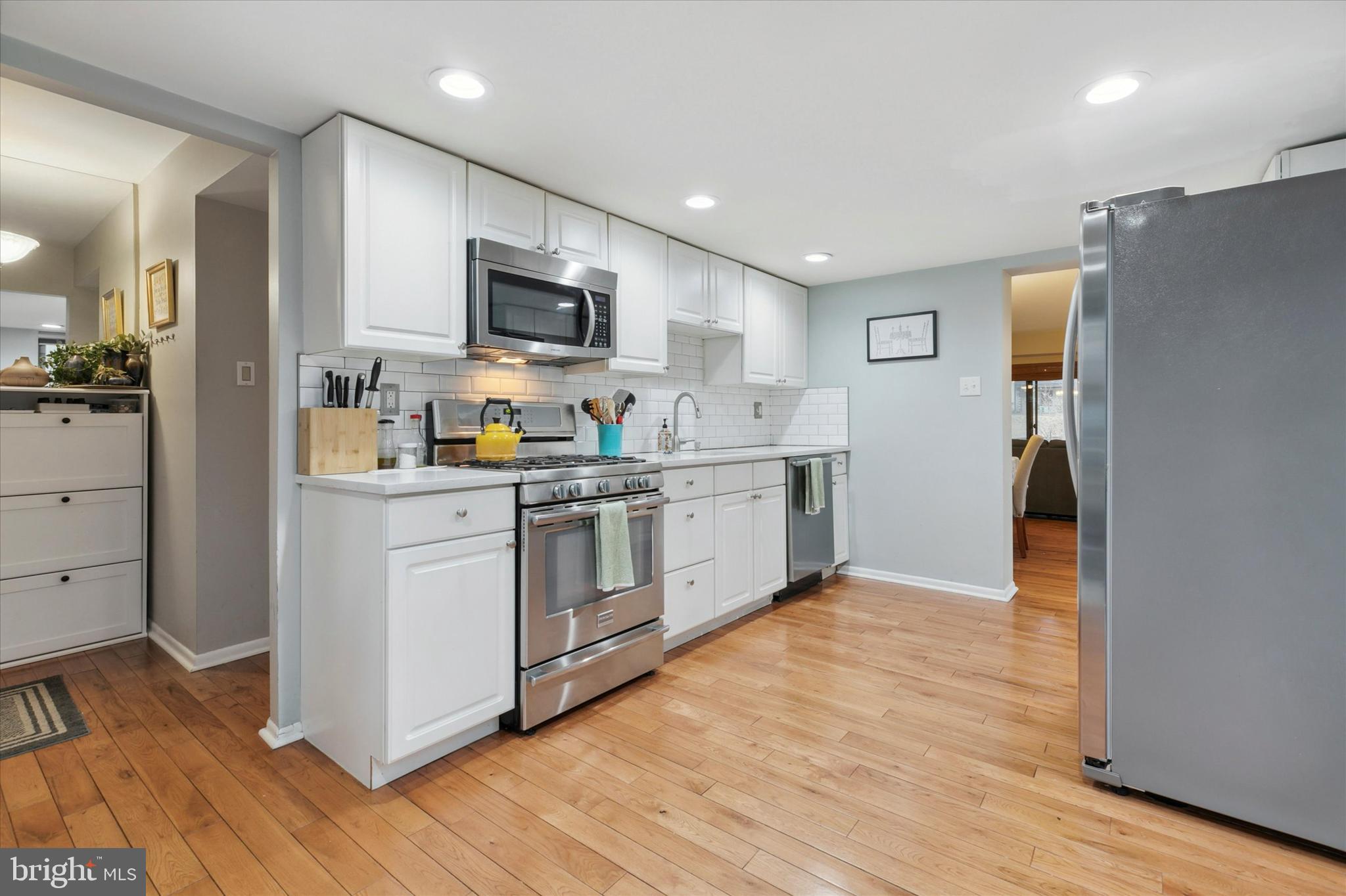 293 Shawmont Ave #4g4