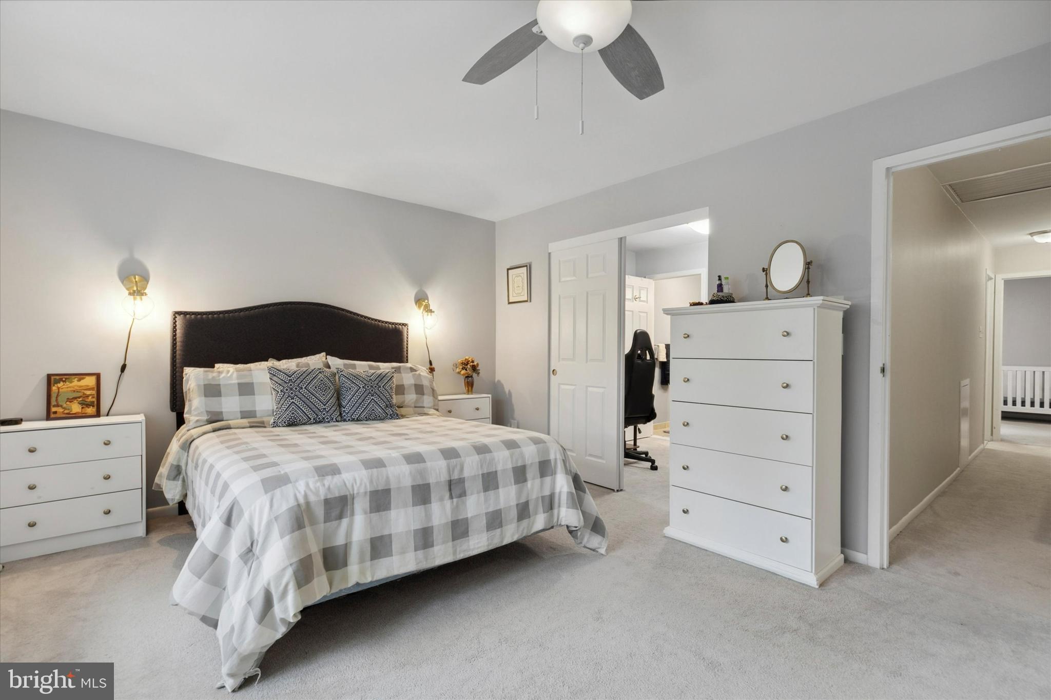 293 Shawmont Ave #4g4