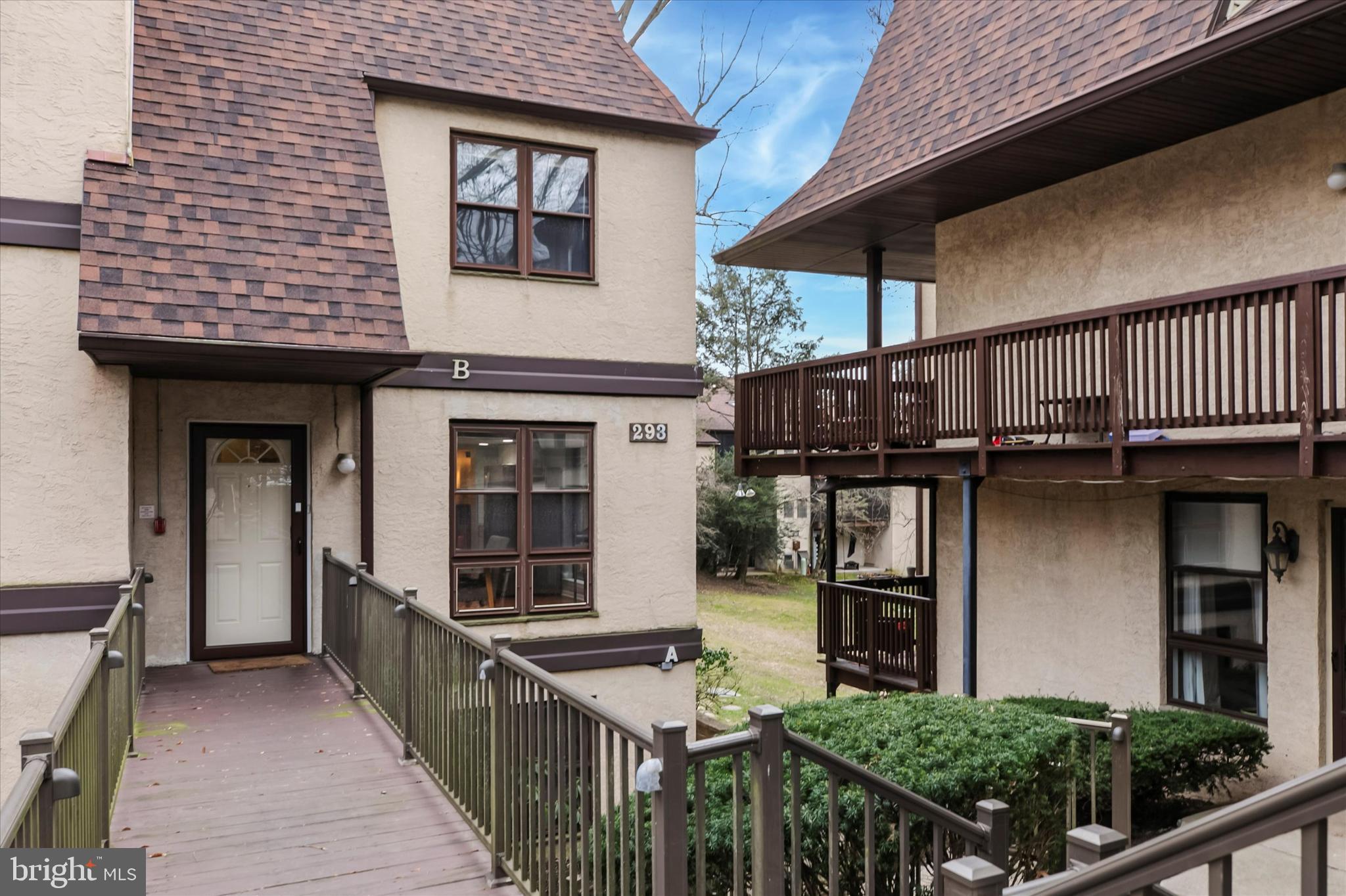 293 Shawmont Ave #4g4