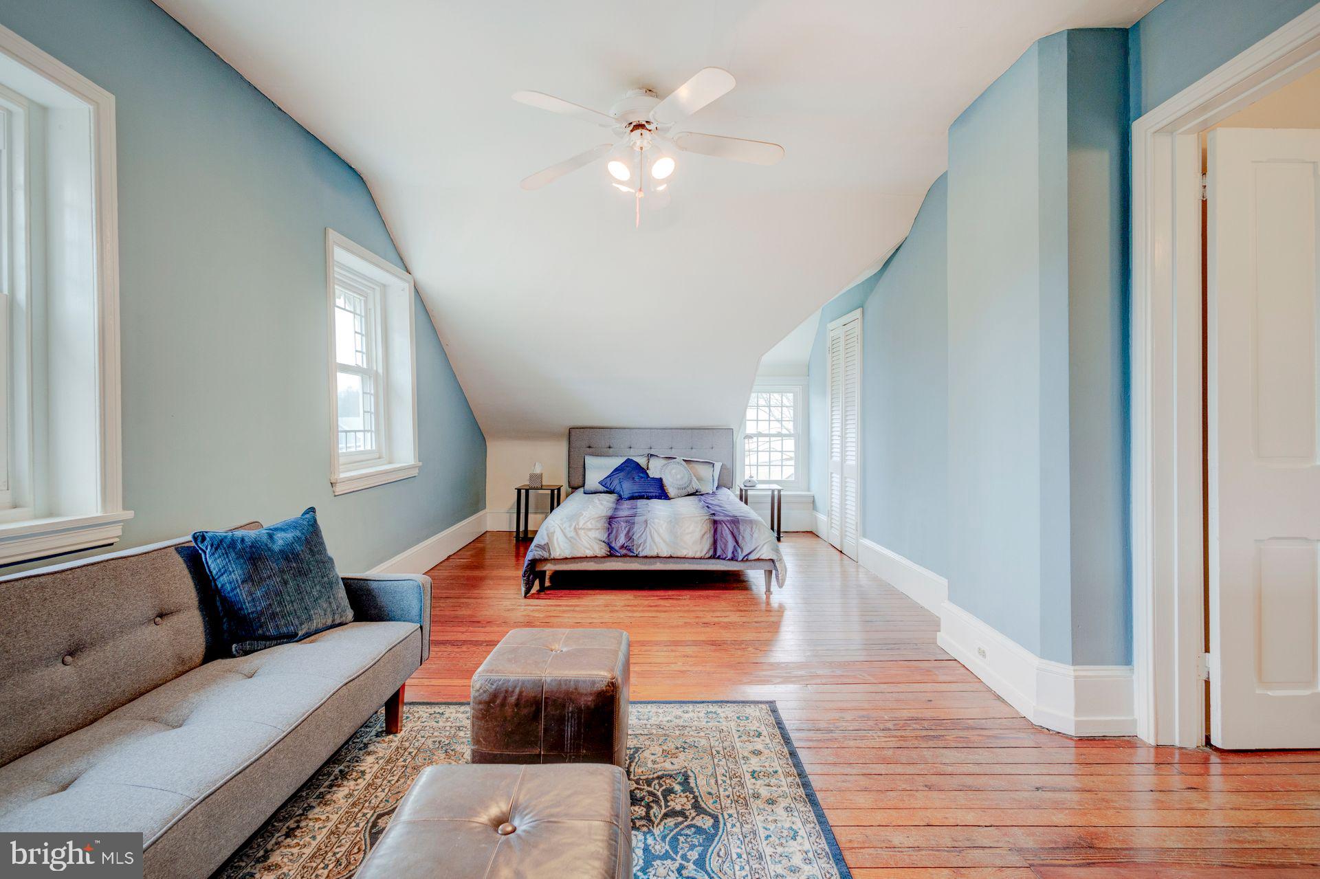 640 Carpenter Ln