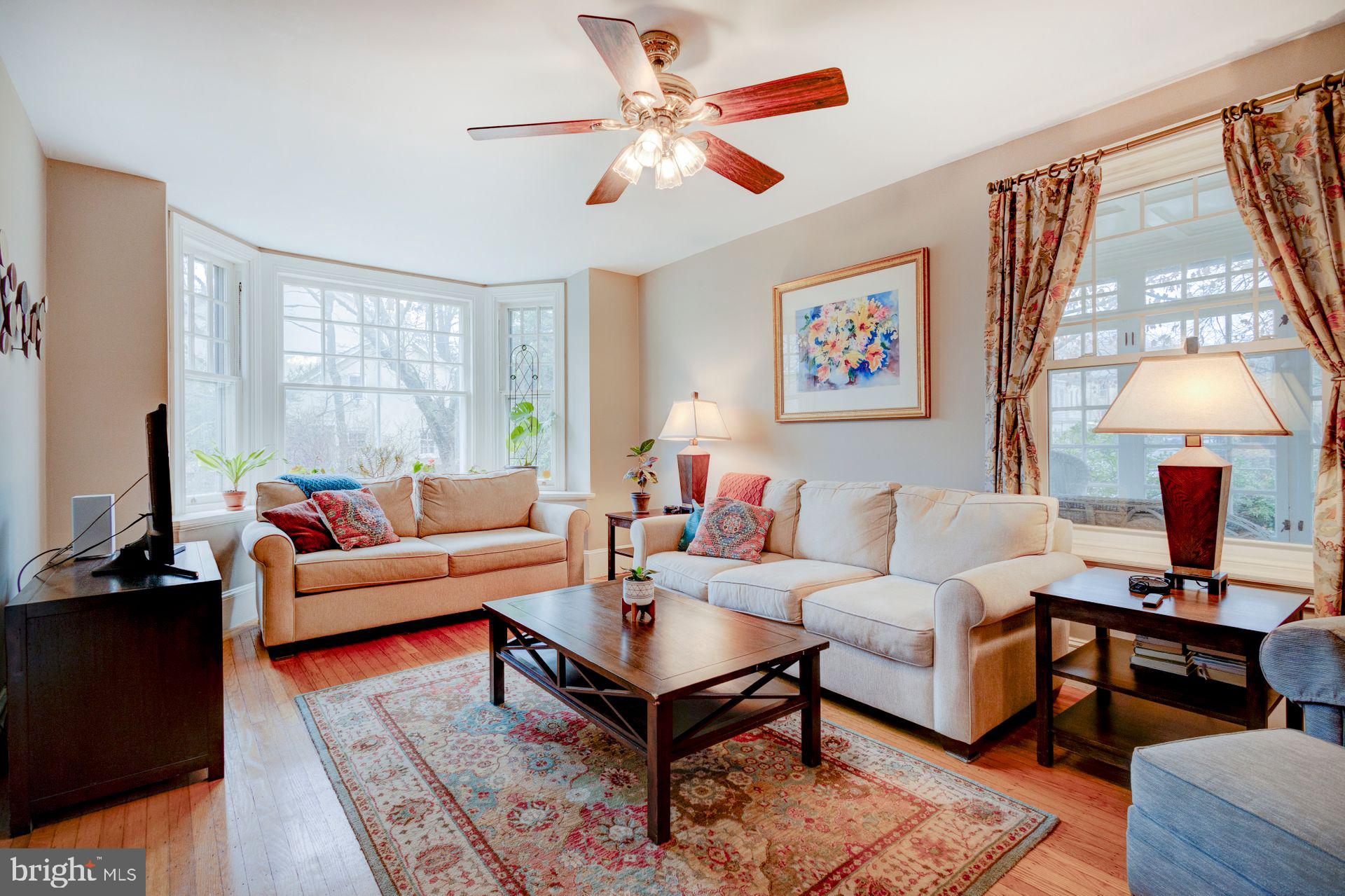 640 Carpenter Ln