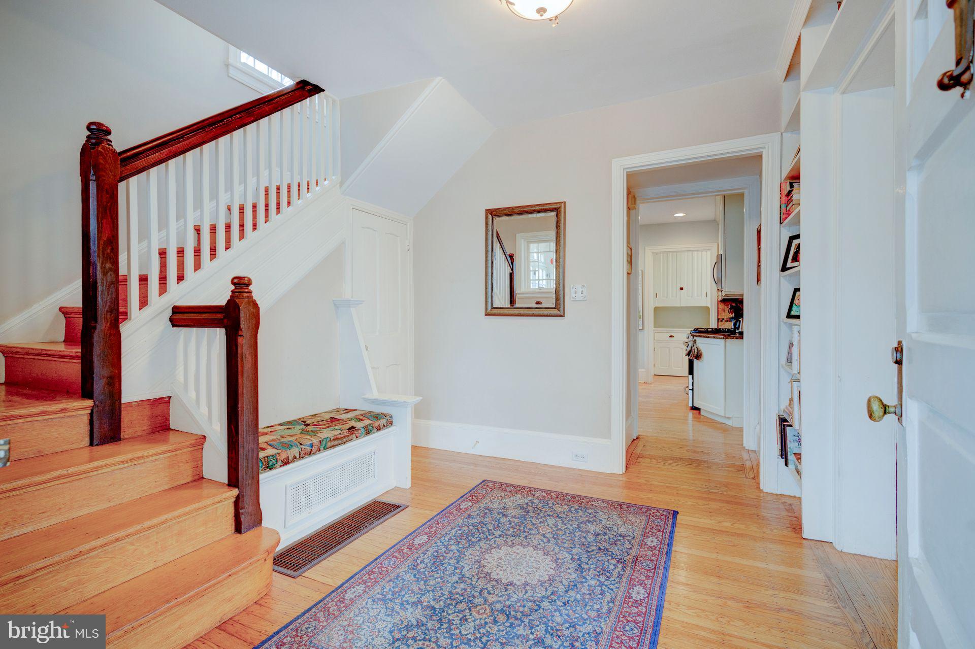 640 Carpenter Ln