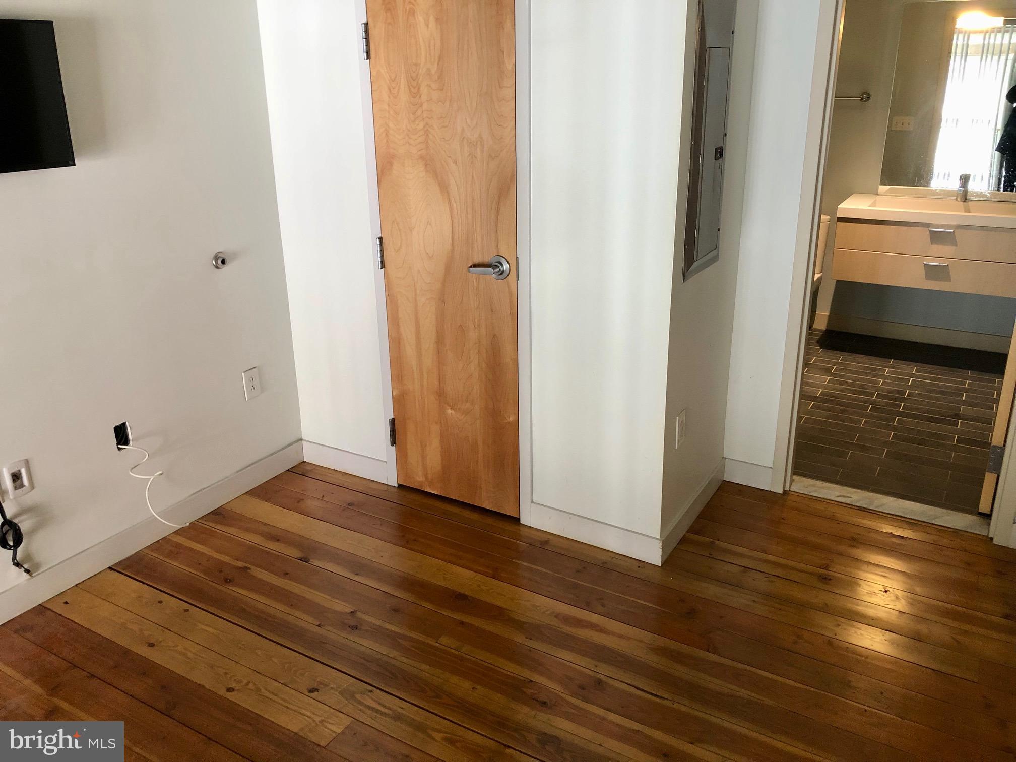 1101 Washington Ave #107