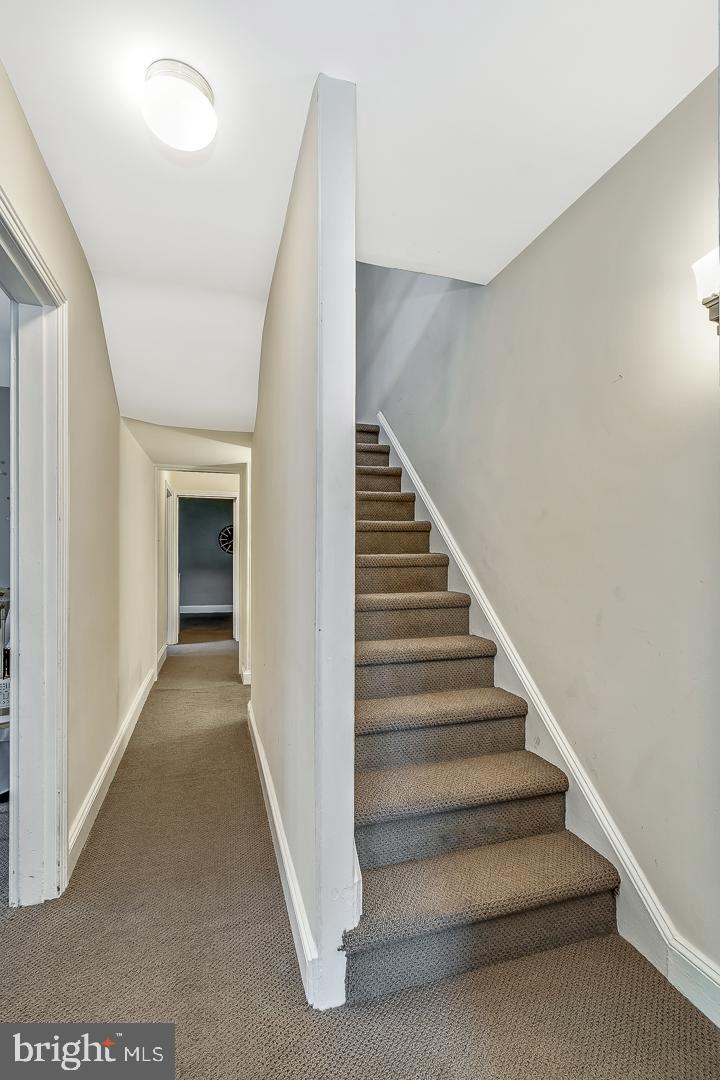 253 E Evergreen Ave