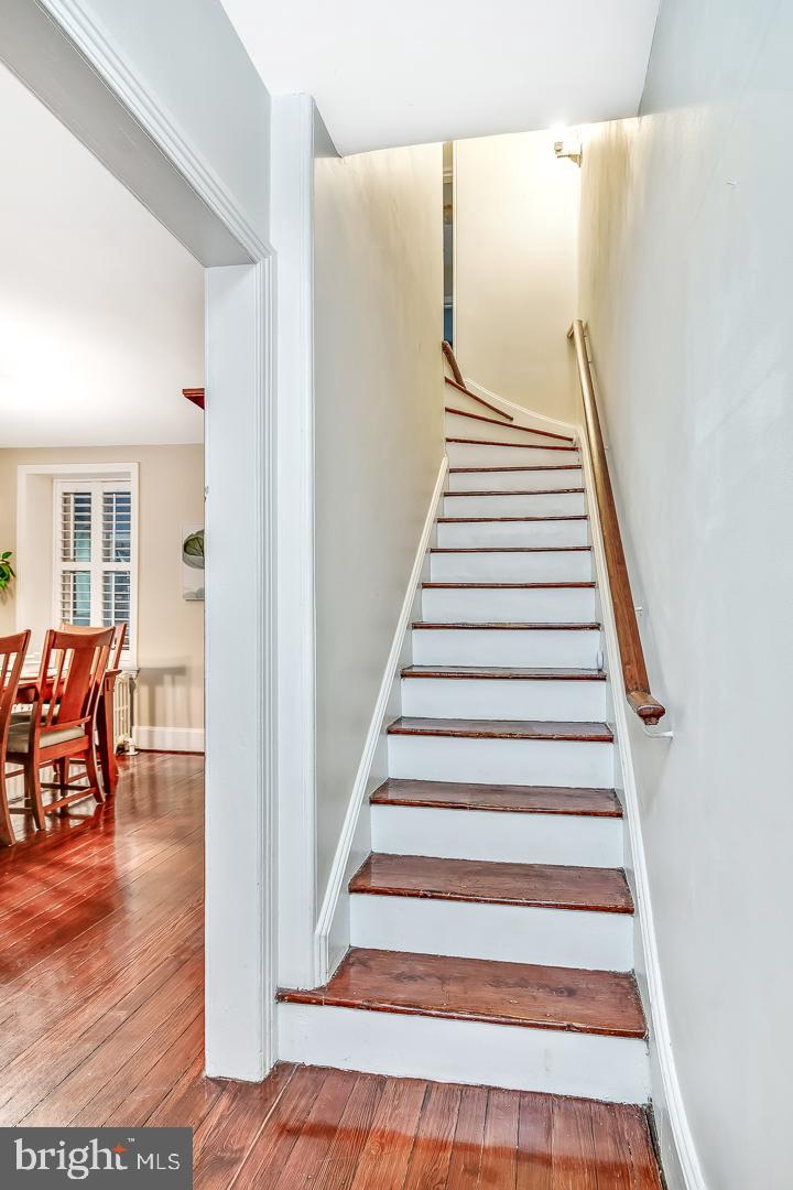 253 E Evergreen Ave