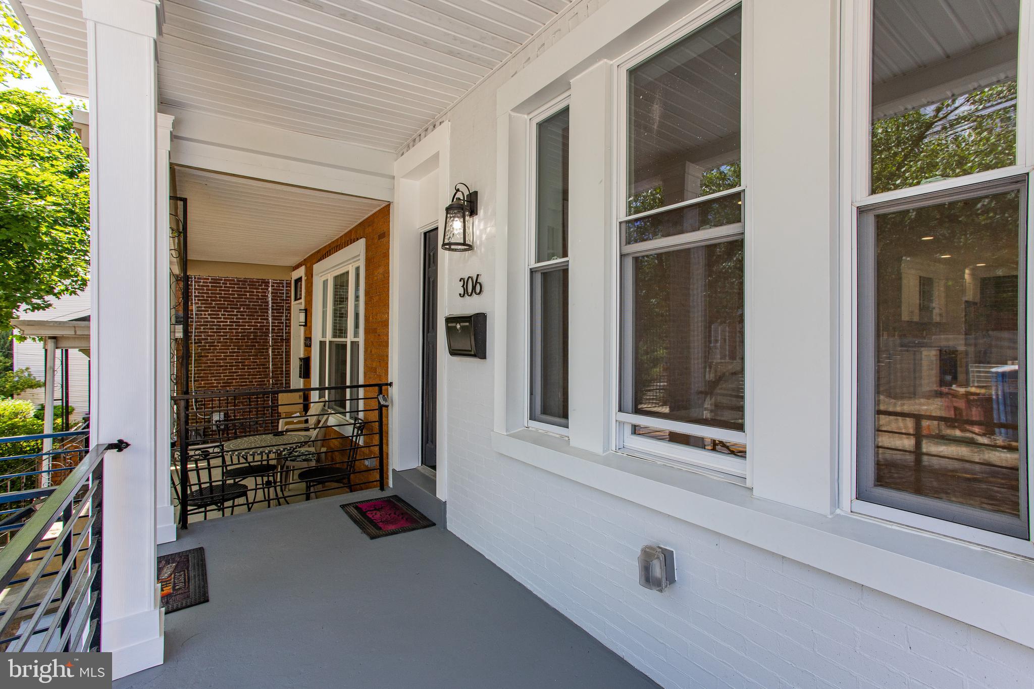 306 Fountain St