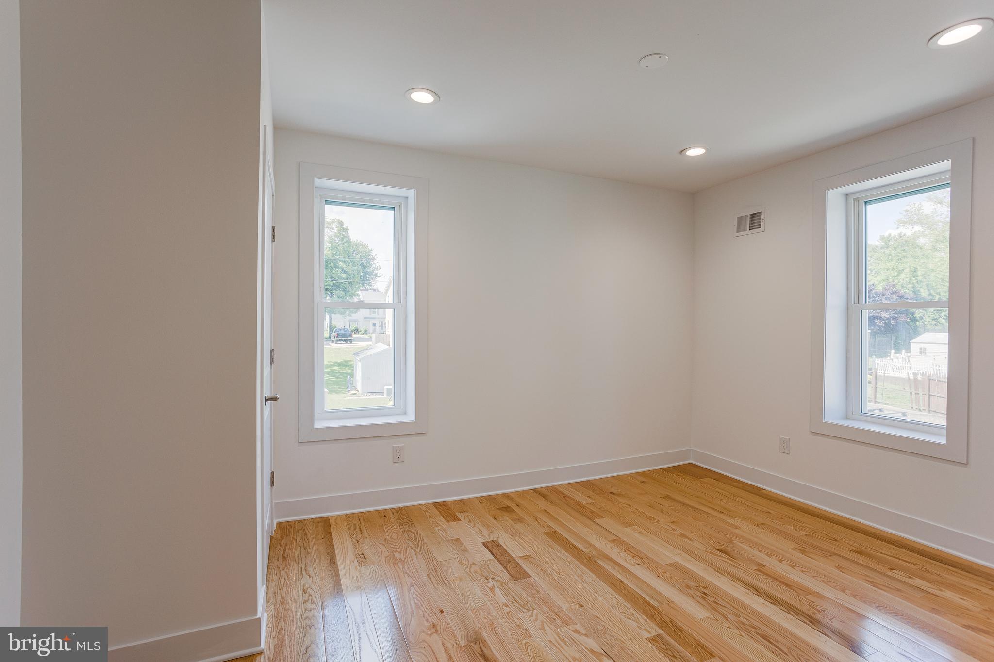 306 Fountain St