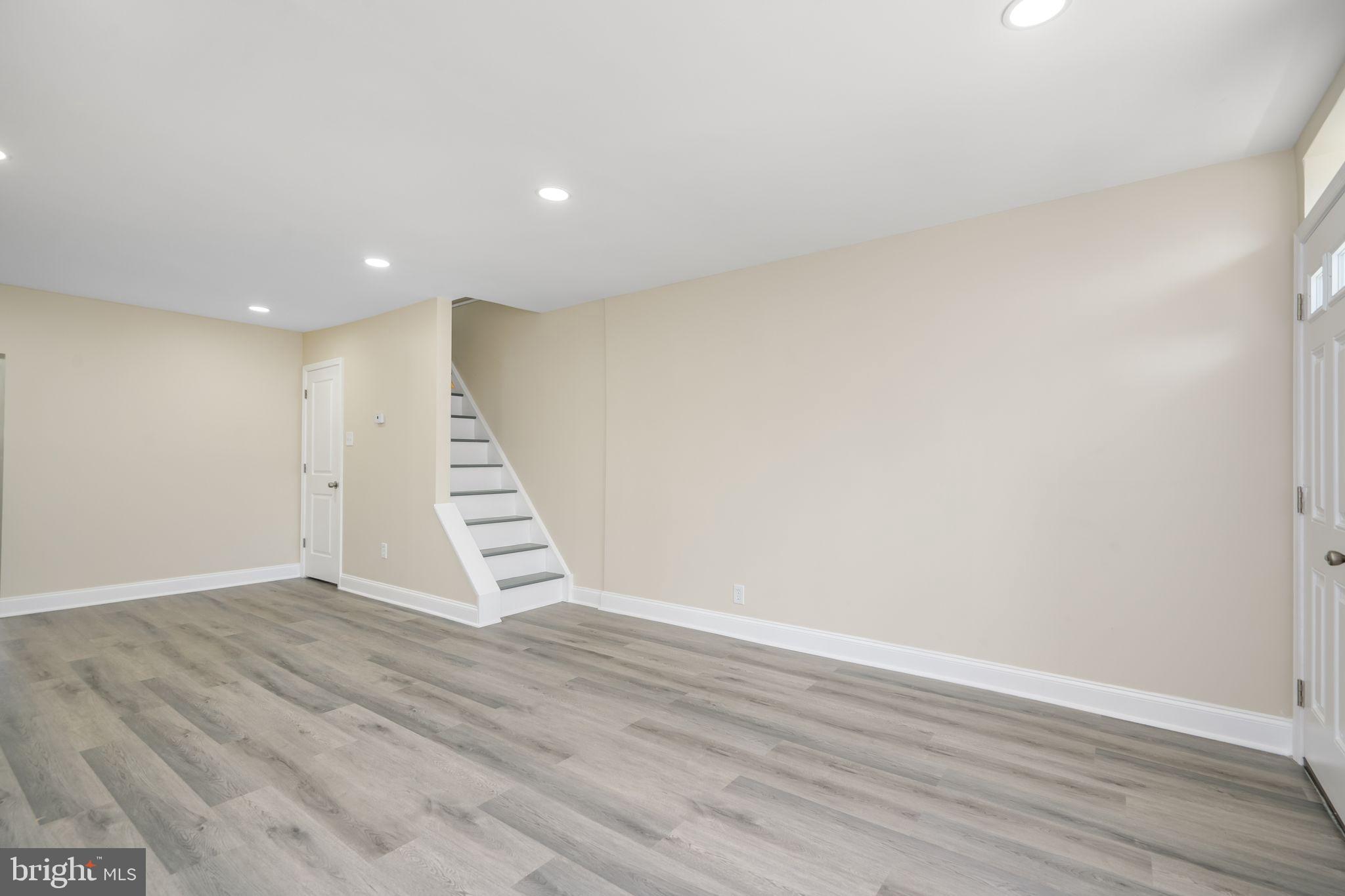 506 Mountain St
