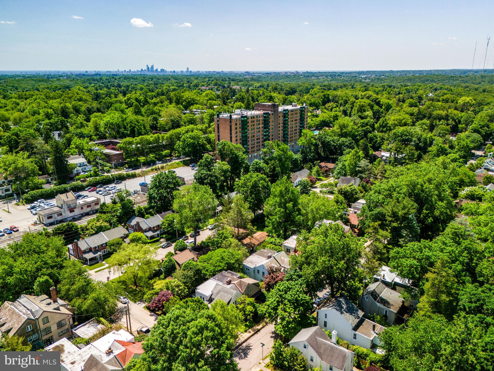 111 Hilltop Rd