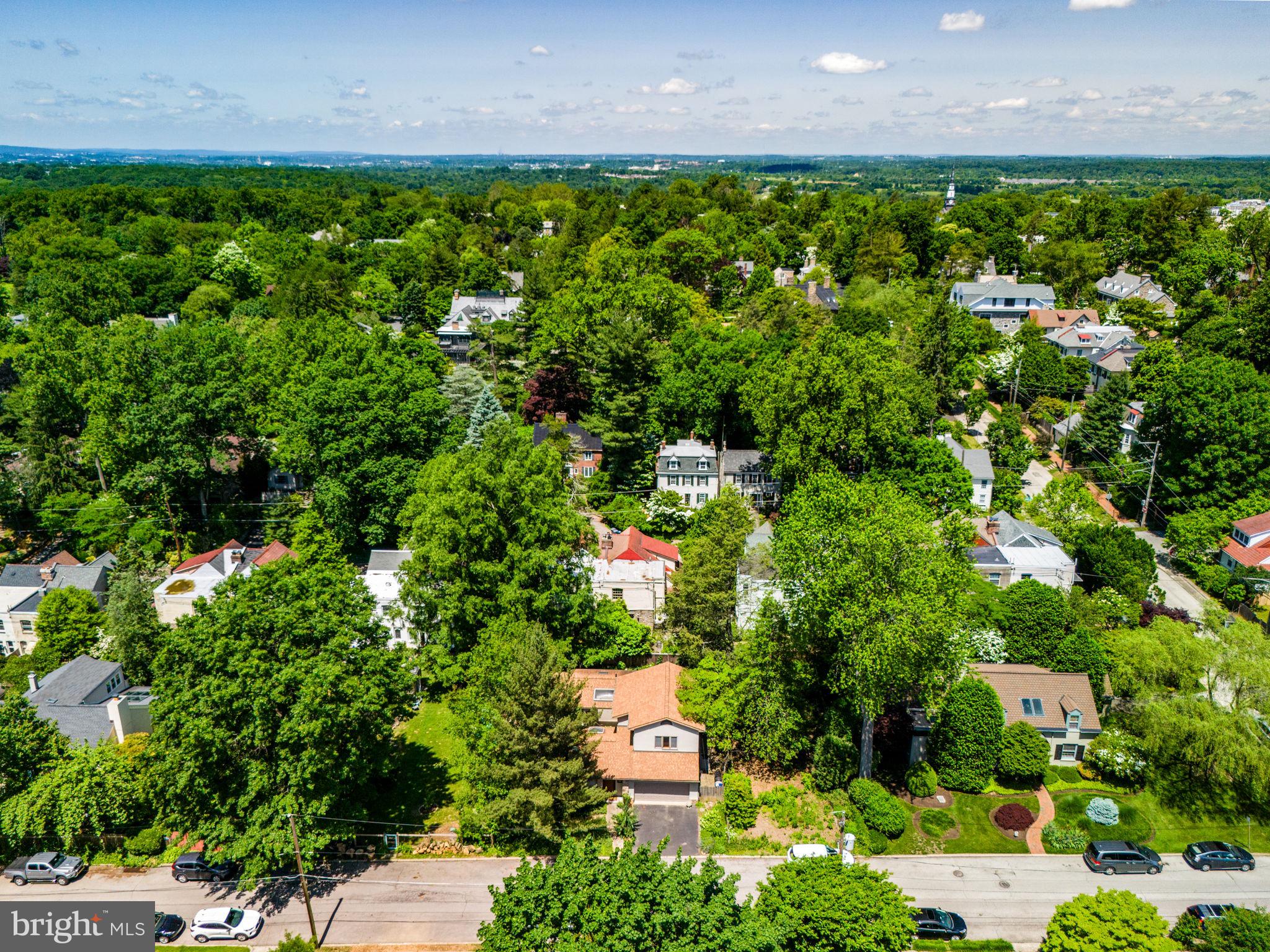 111 Hilltop Rd