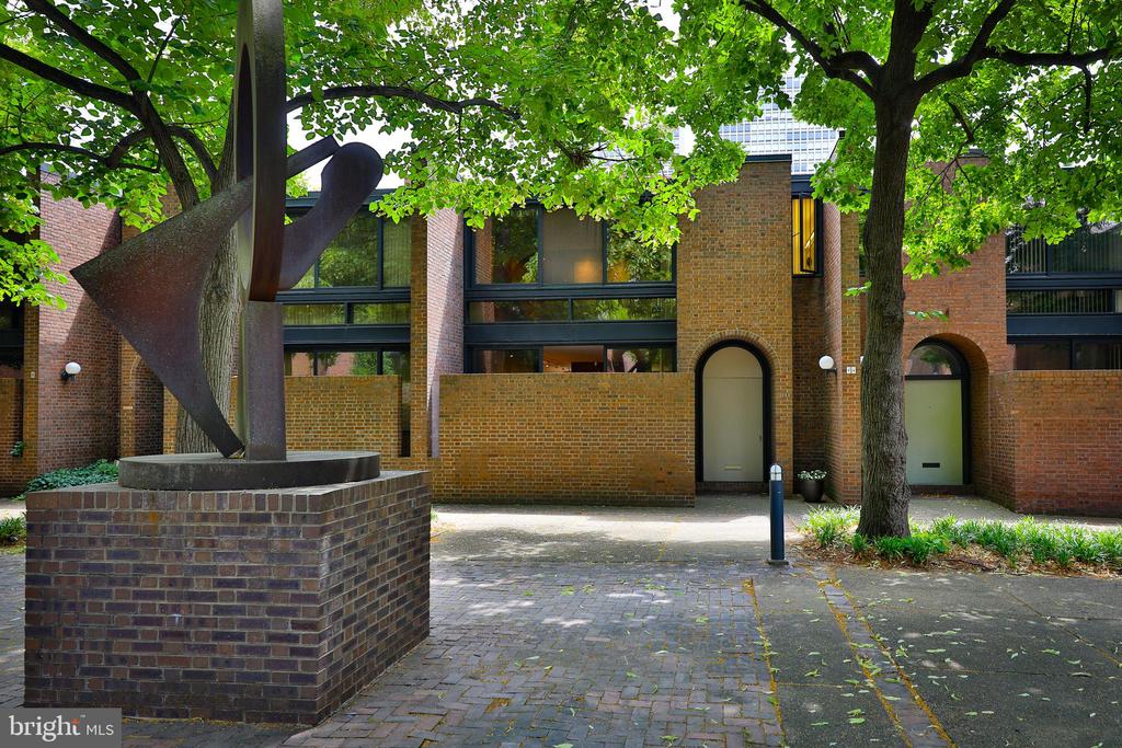 253 Saint Josephs Way
