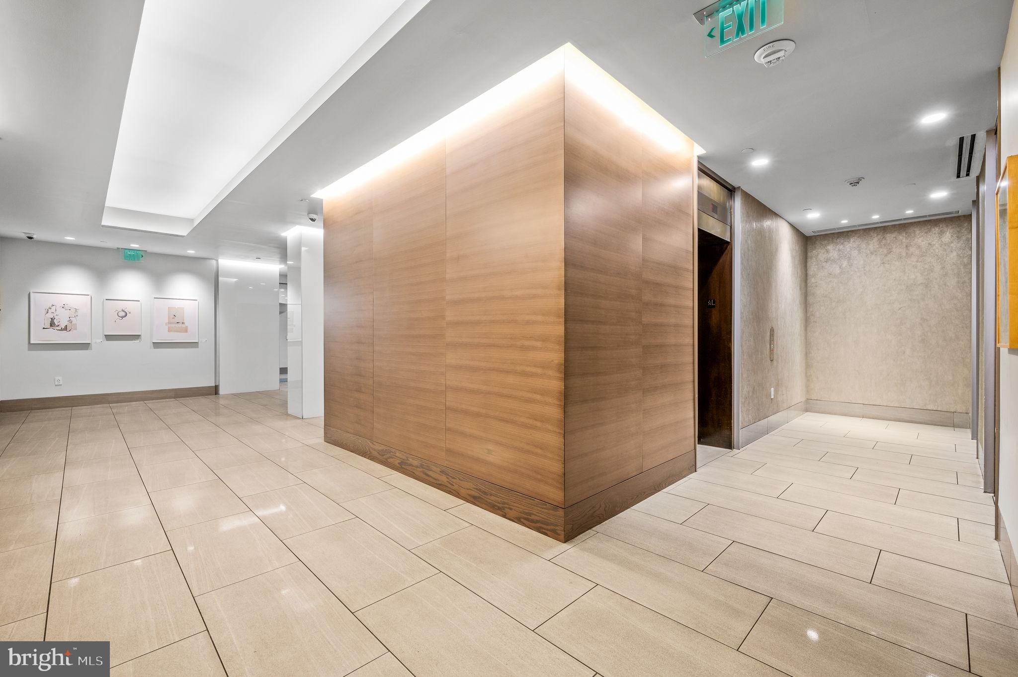 2018-32 Walnut St #6m
