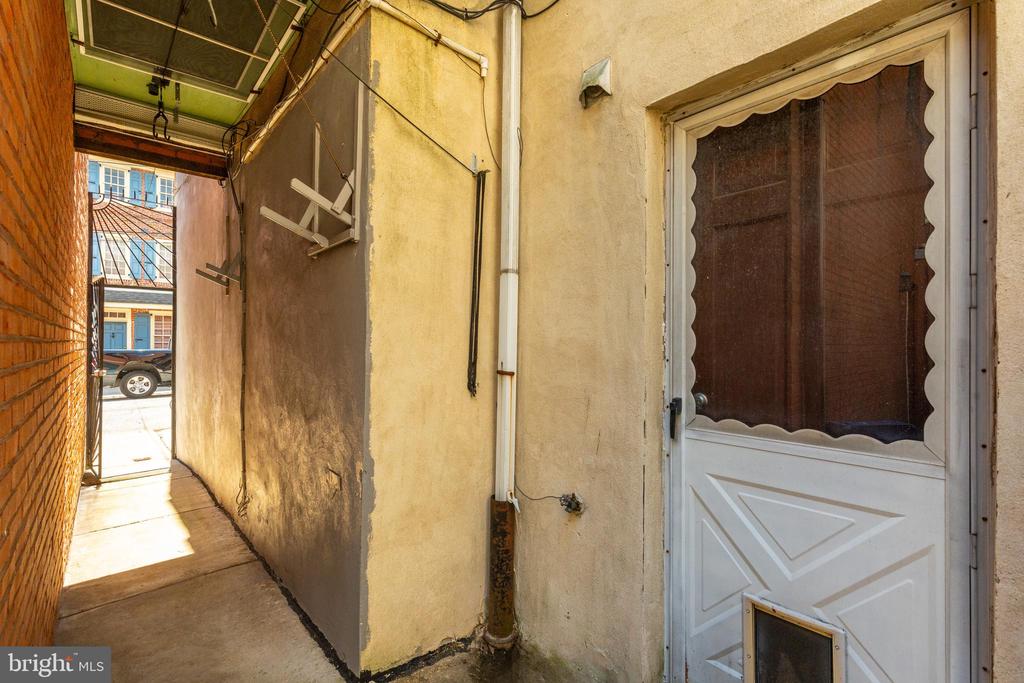 105 Kenilworth St