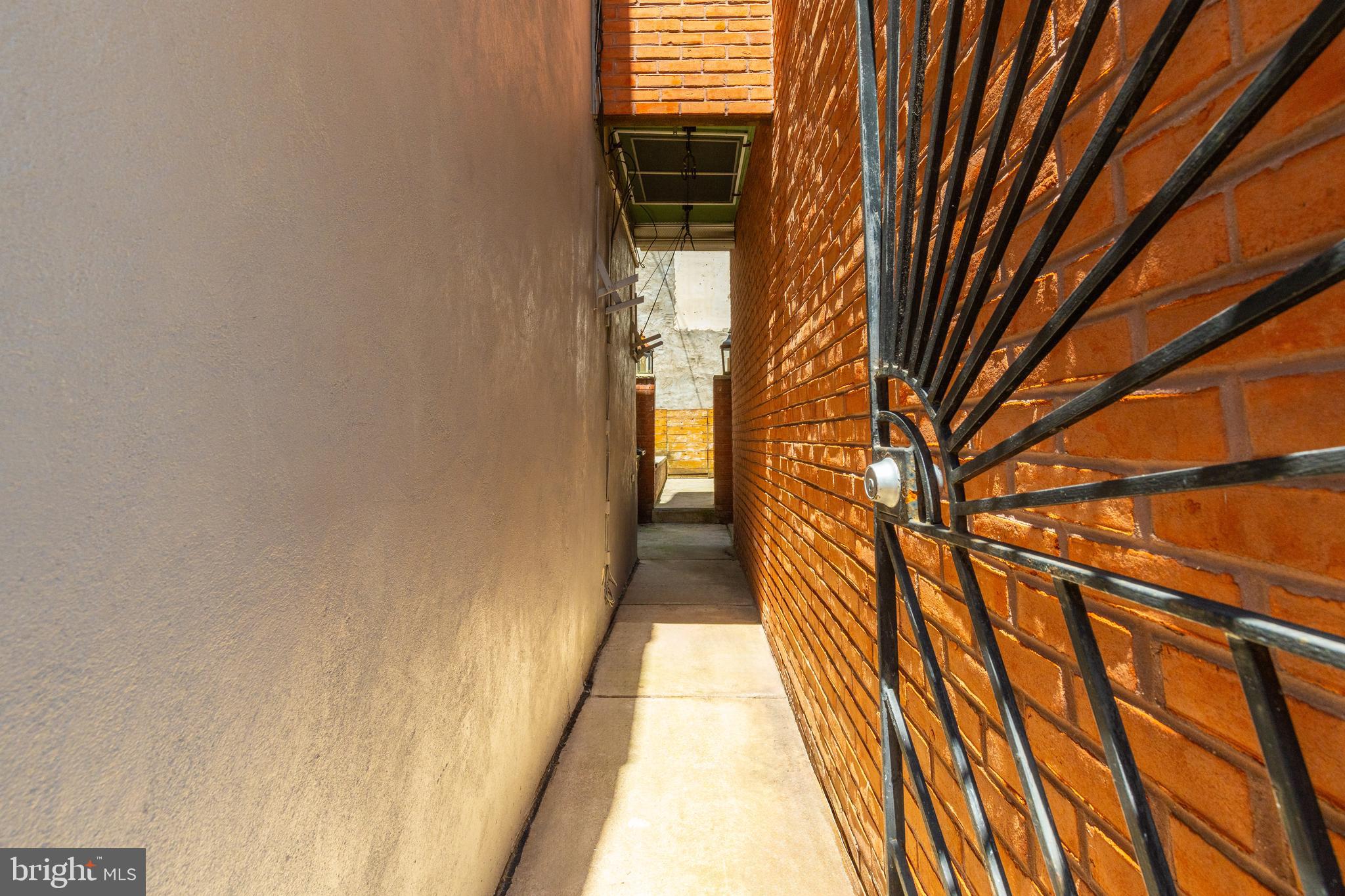 105 Kenilworth St