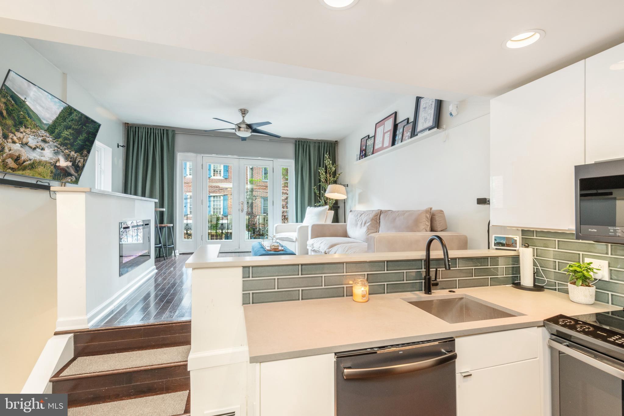 105 Kenilworth St