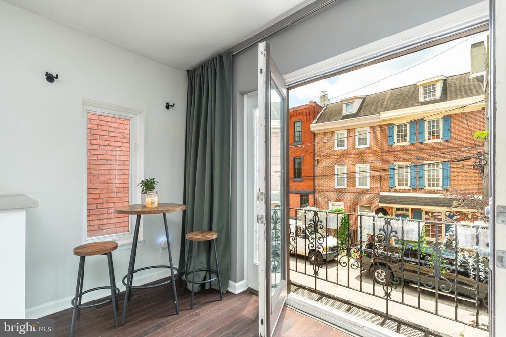 105 Kenilworth St