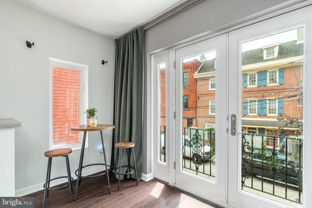 105 Kenilworth St