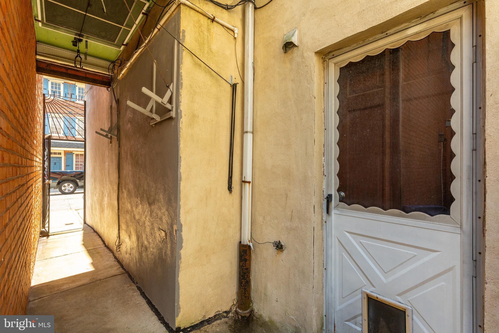 105 Kenilworth St