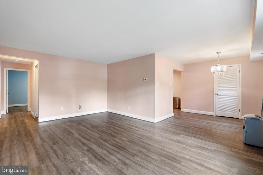 4000 Gypsy Ln #740