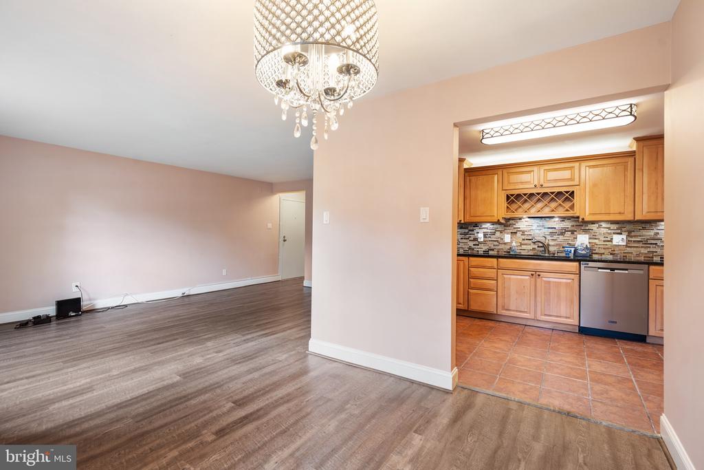 4000 Gypsy Ln #740
