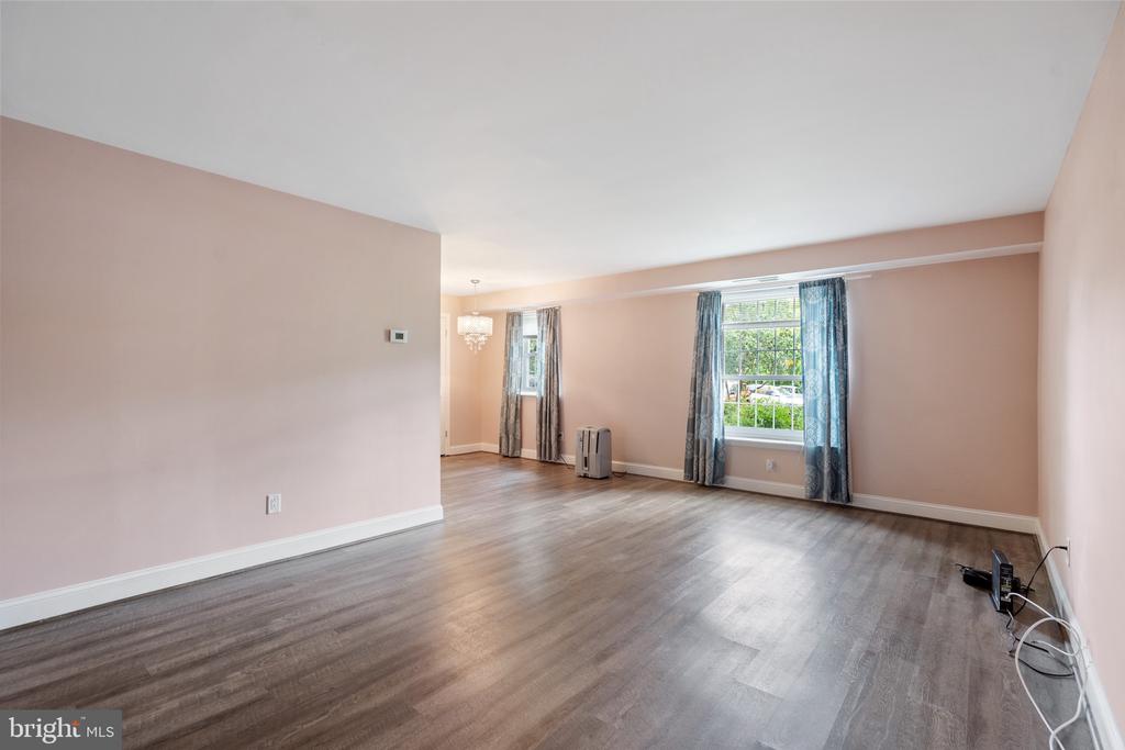 4000 Gypsy Ln #740