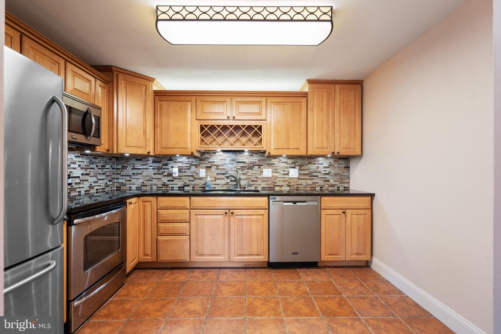 4000 Gypsy Ln #740