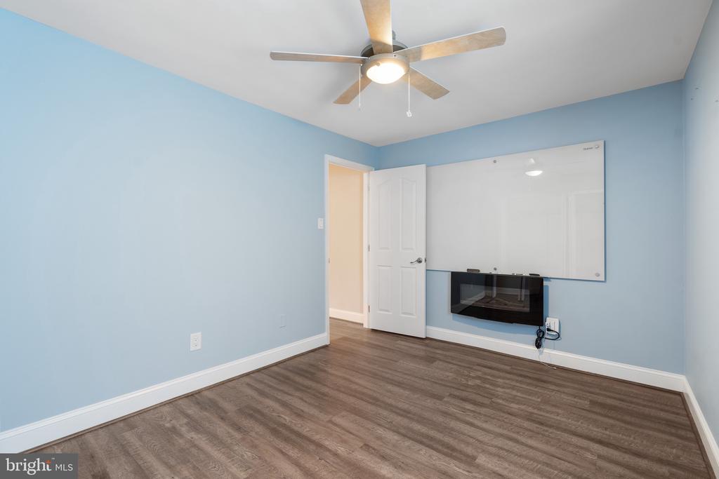 4000 Gypsy Ln #740