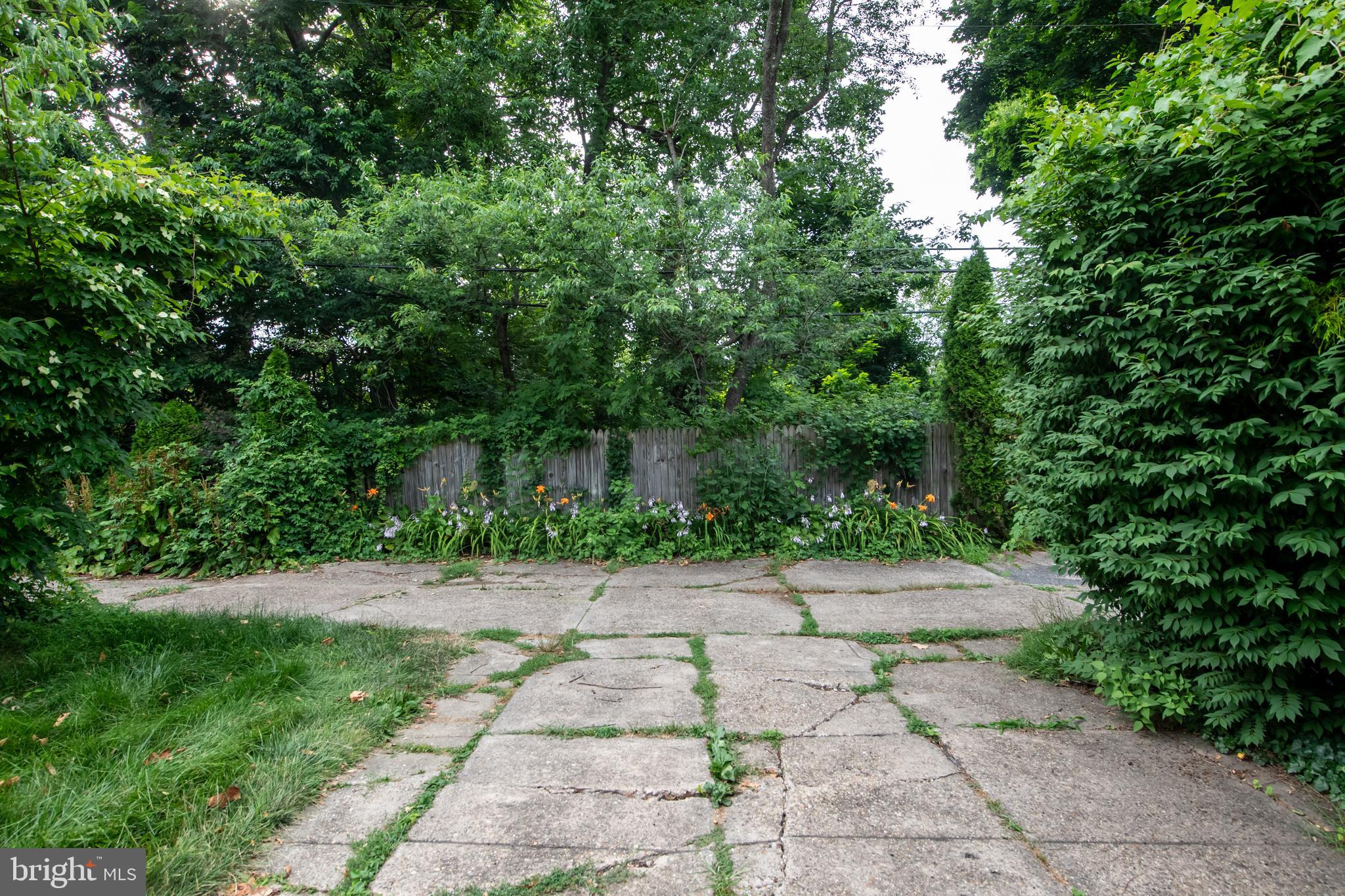 501 Wadsworth Ave