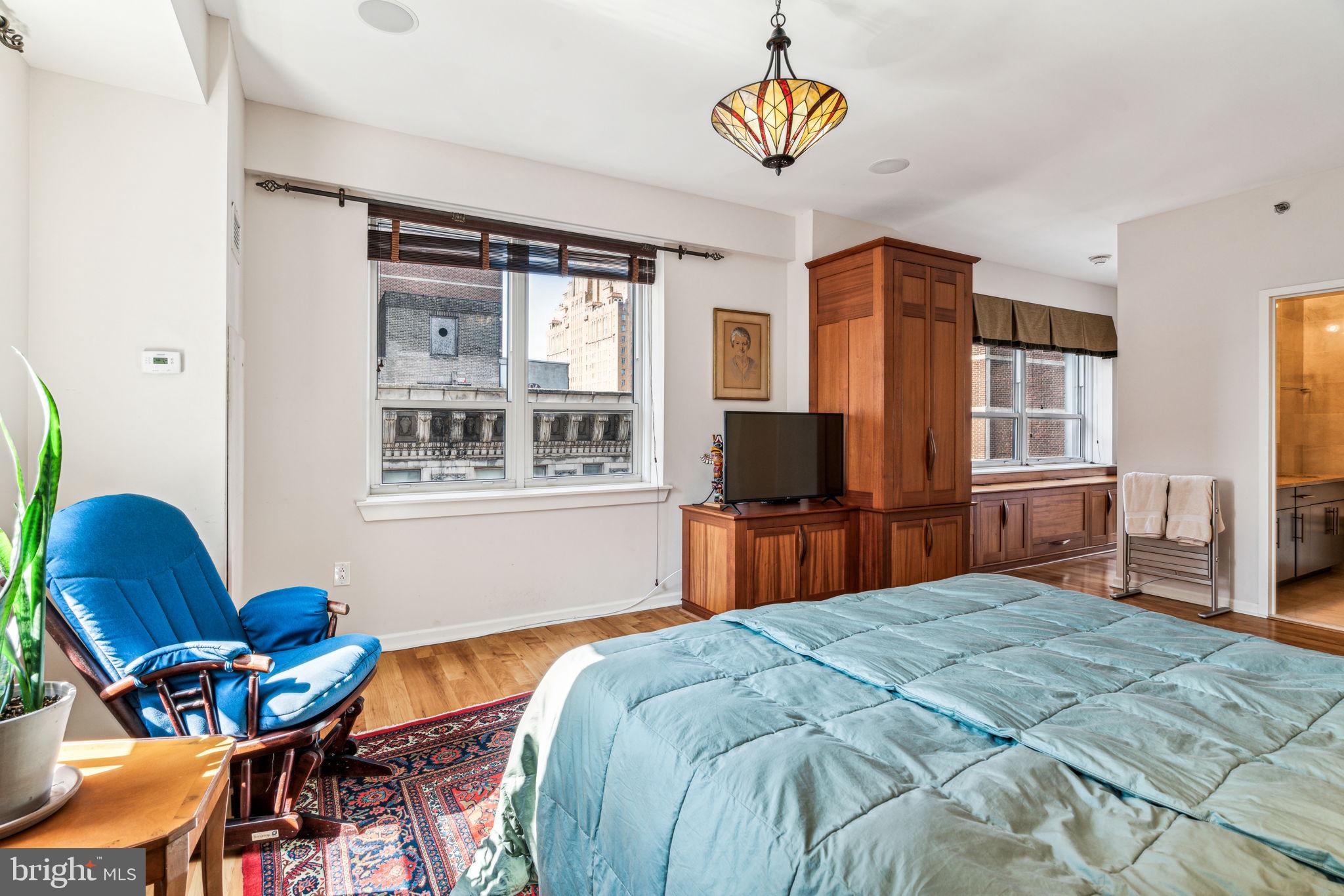 1425 Locust St #12cd