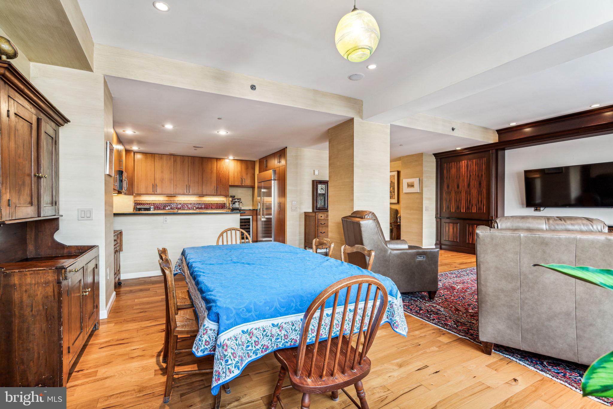 1425 Locust St #12cd