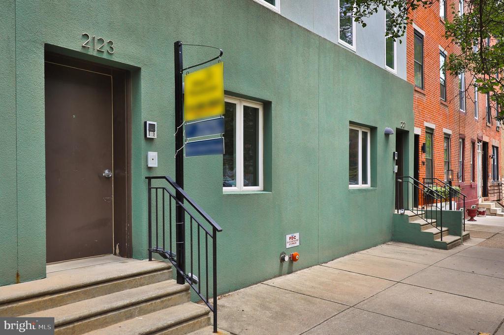 2123 Christian St #1