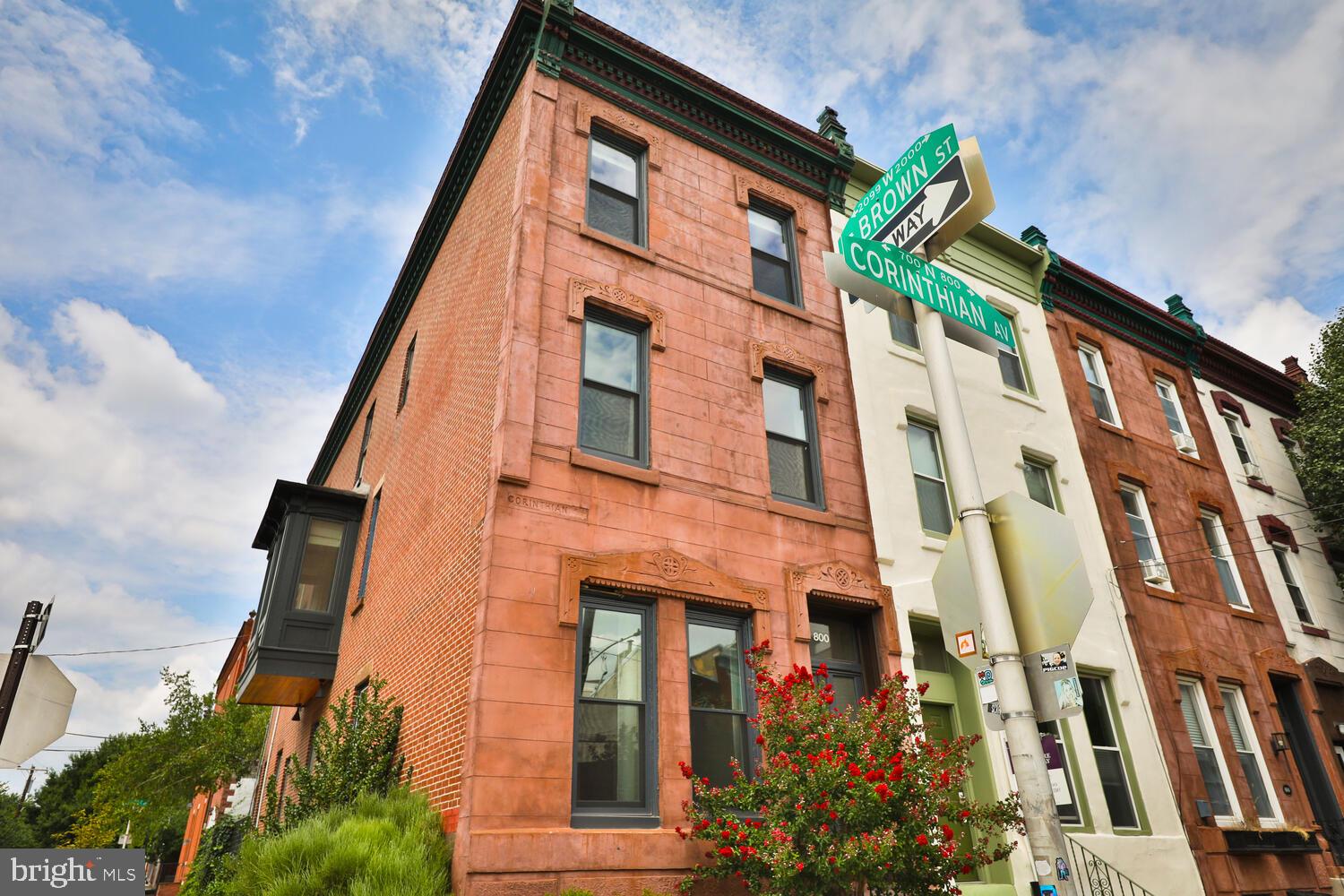 800 Corinthian Ave