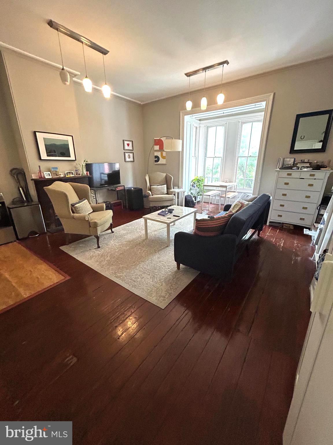 937 SPRUCE ST #APT 2