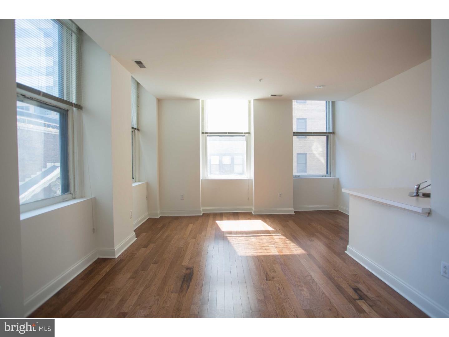 1600-1 WALNUT ST #1003