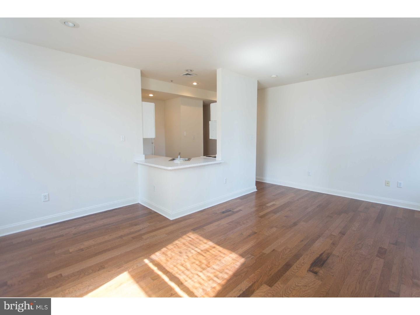 1600-1 WALNUT ST #1003